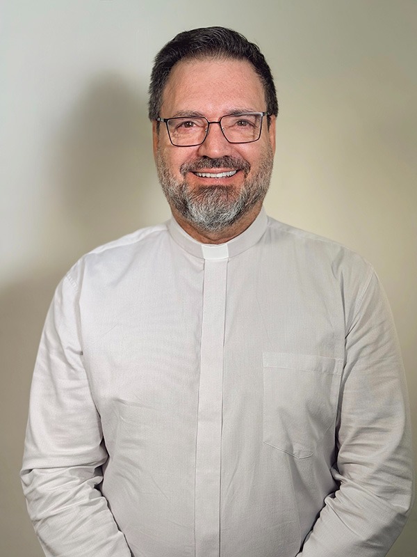 Padre Edison de Souza Müller