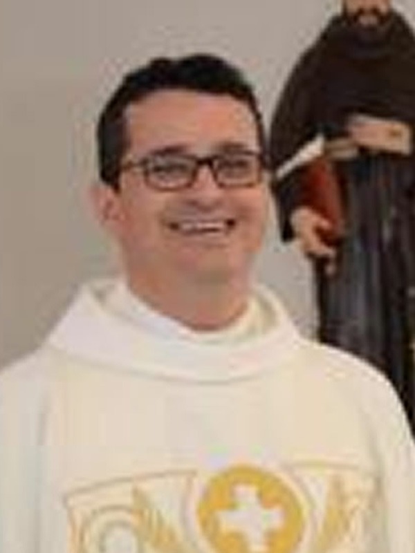 Padre Carlos Henrique M. Fernandes