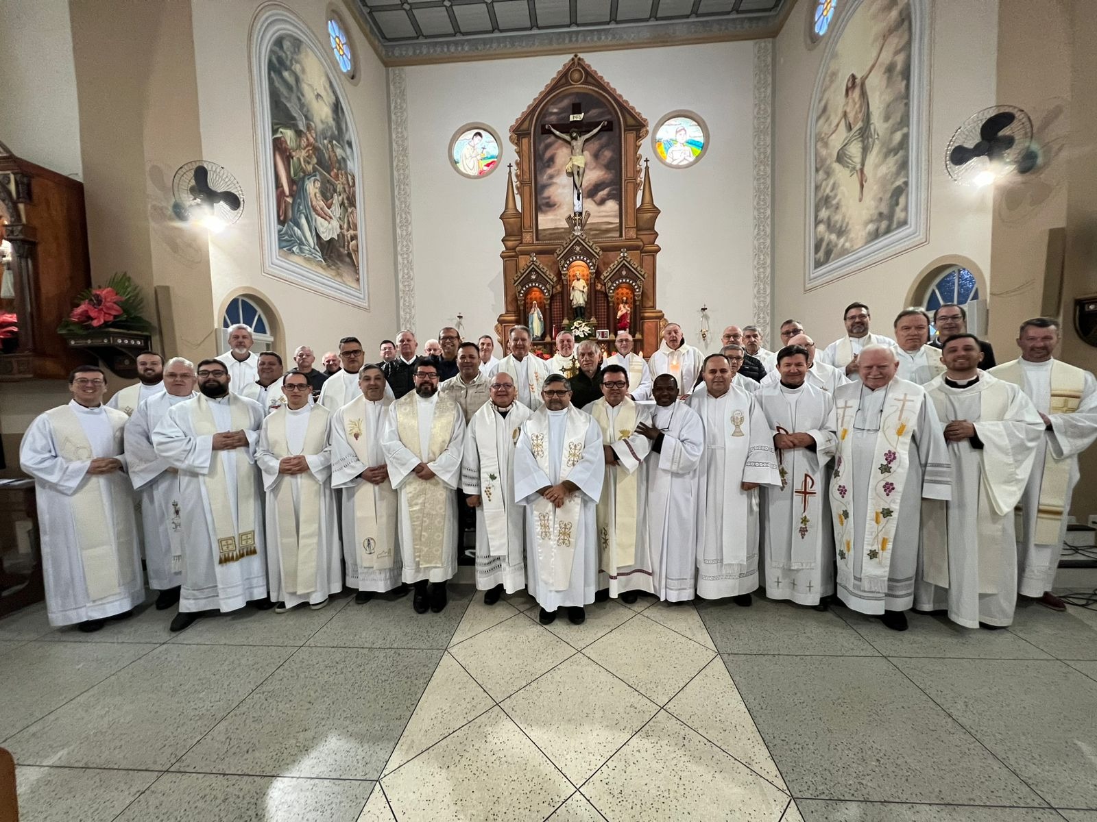 Padres da Diocese participam de manhã de espiritualidade pela Santificação dos Sacerdotes