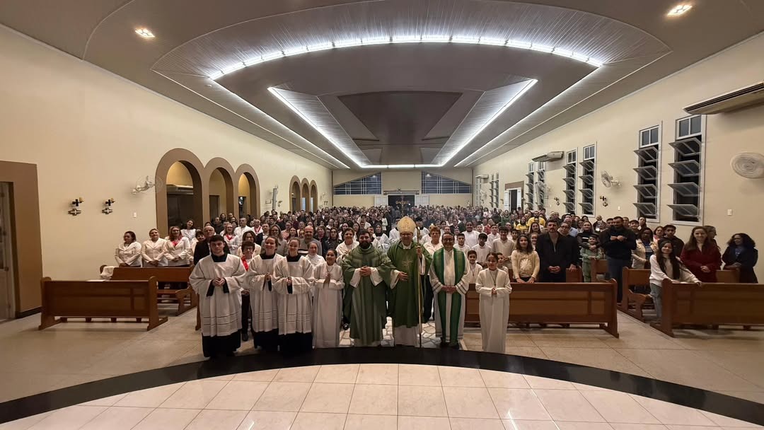 Paróquia de Monte Castelo: bispo diocesano encerra visita pastoral