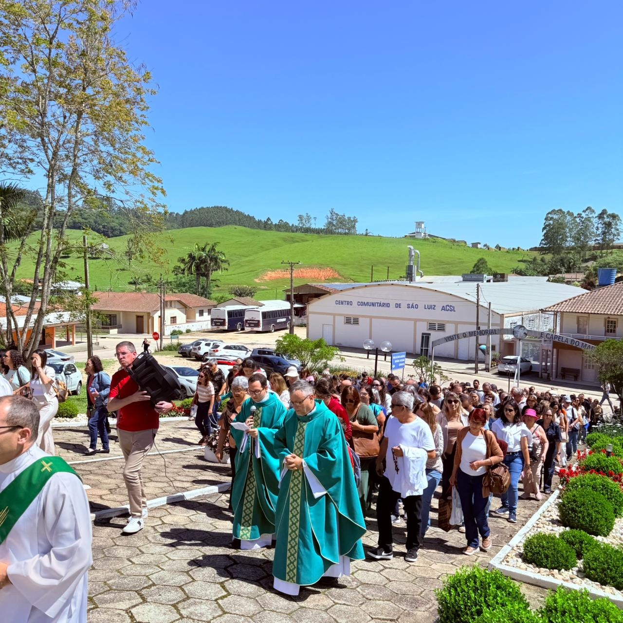 Paróquias de Oficinas e Magalhães realizam peregrinação jubilar ao Santuário da Beata Albertina