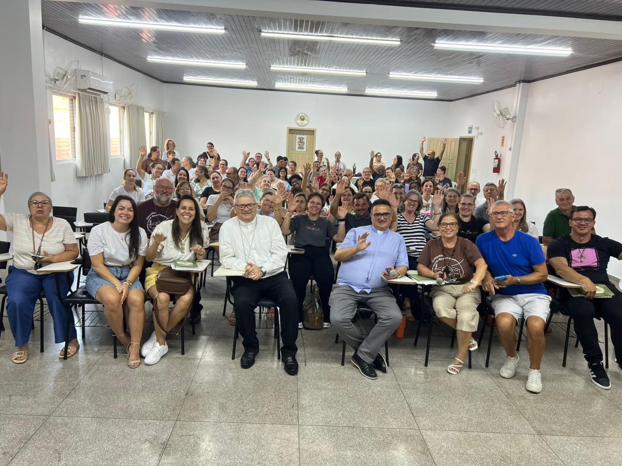 Diocese de Tubarão apresenta novo Itinerário Catequético para a Iniciação à Vida Cristã de Adultos
