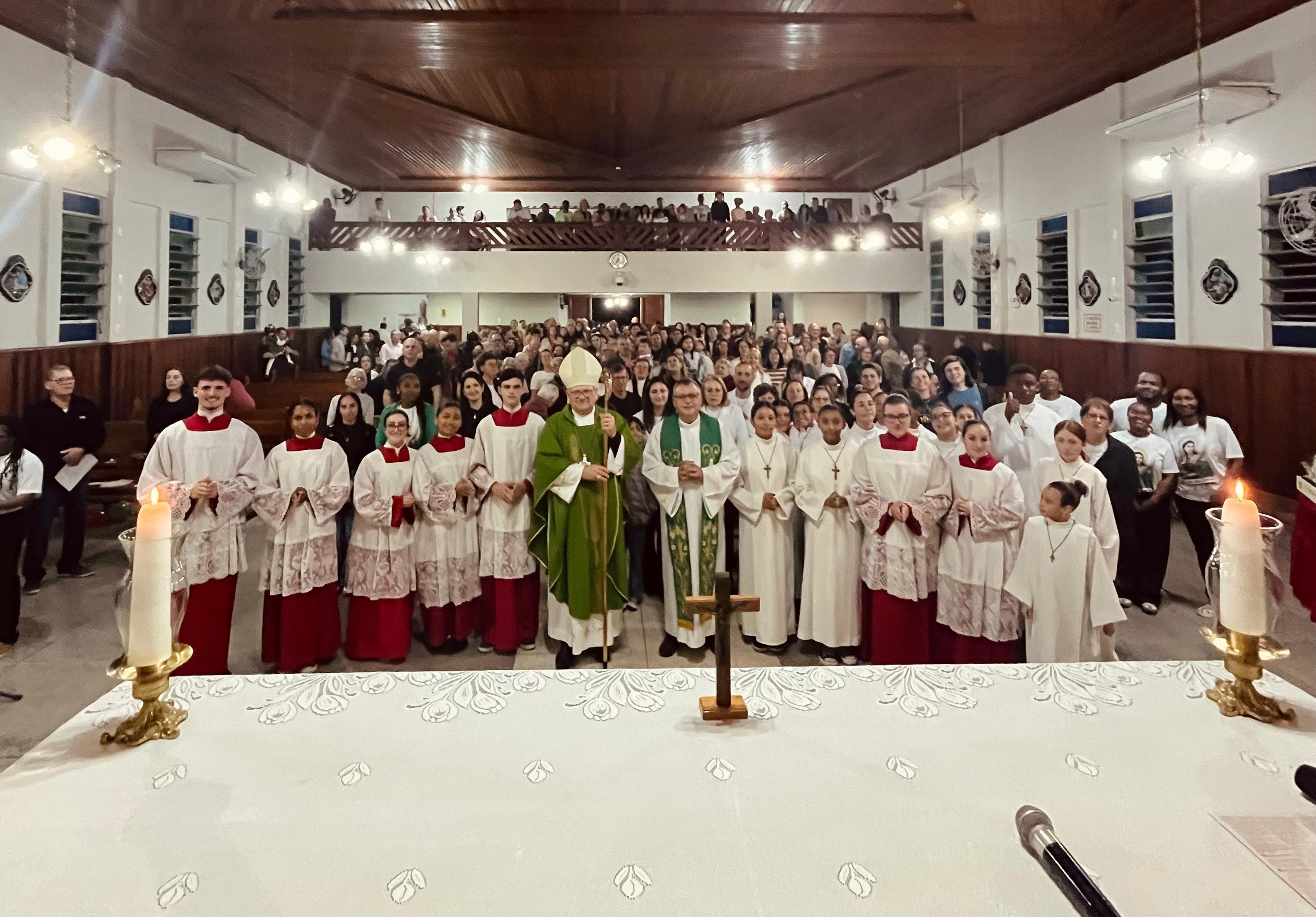 Bispo diocesano realiza visita às comunidades da Paróquia de Oficinas no final de semana