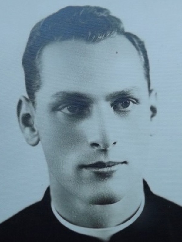 Padre Bertilo Schmidt