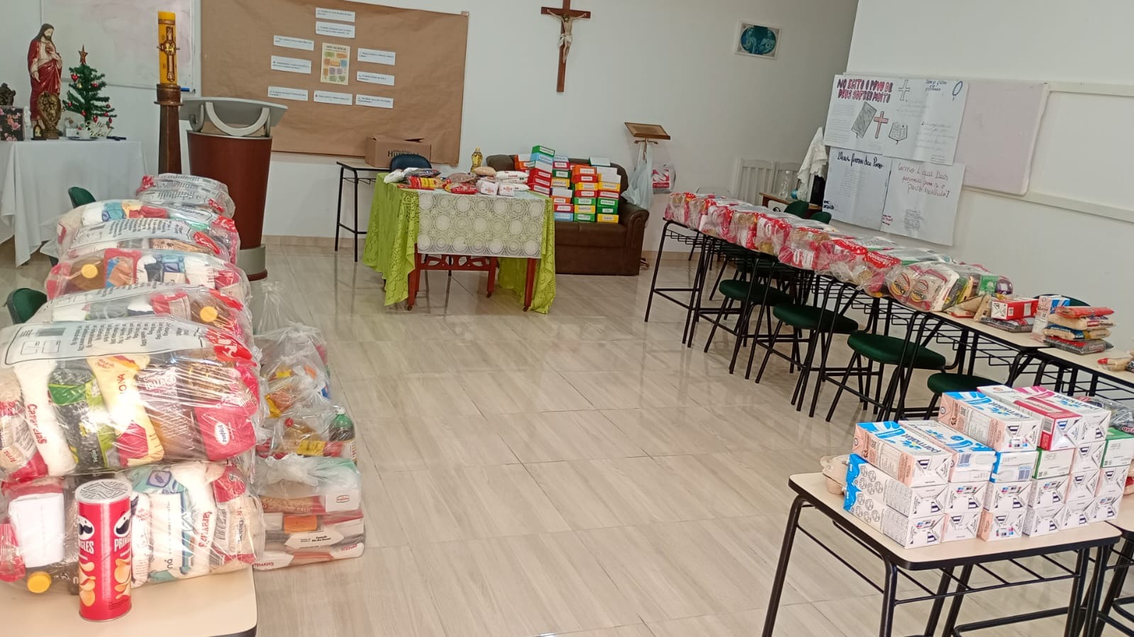 Paróquia São João Batista promove ação Natal Solidário para famílias em situação de vulnerabilidade