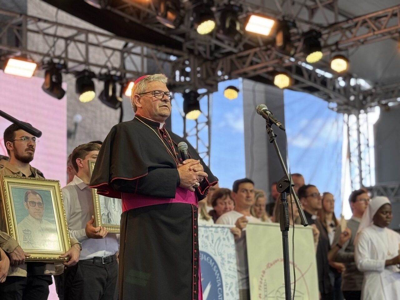 Emoção e alegria marcam a celebração dos 70 anos da Diocese de Tubarão