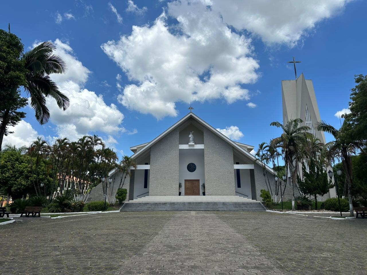 Paróquia São Ludgero celebra padroeiro com intensa programação religiosa e cultural