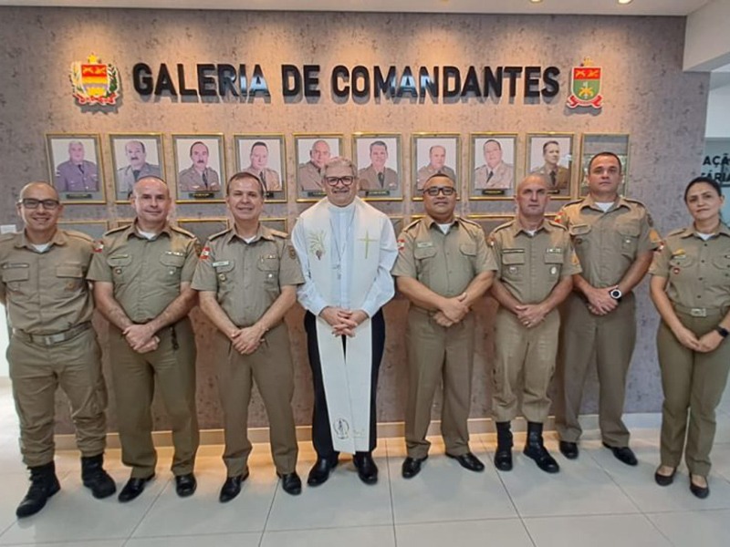 Bispo da Diocese de Tubarão visita o 8º Comando Regional de Polícia Militar