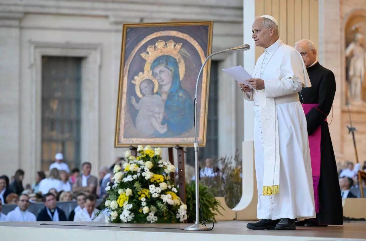 Nota doutrinal sobre os títulos marianos: Mãe do povo fiel, não Corredentora