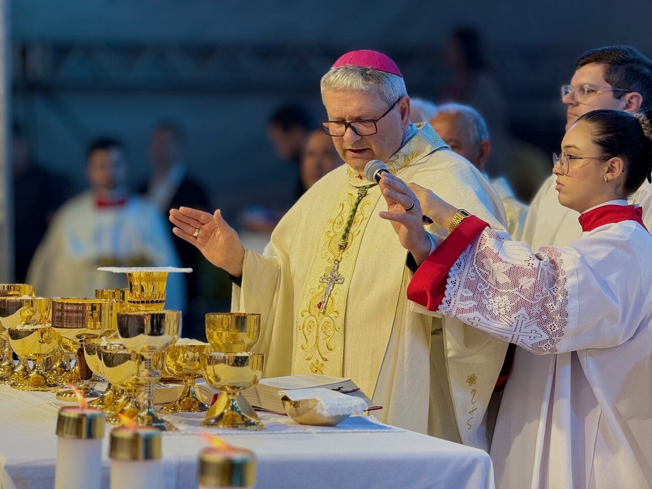 Emoção e alegria marcam a celebração dos 70 anos da Diocese de Tubarão