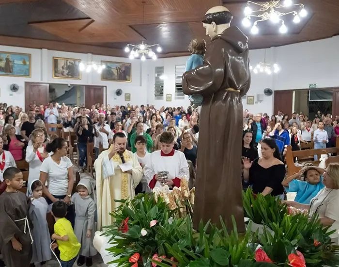 Festa de Santo Antônio de Pádua inicia nesta quinta-feira (11) com grande expectativa de público